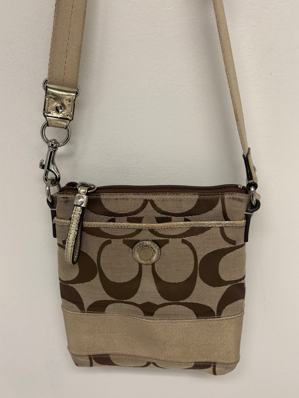 Coach Signature Swingpack Crossbody Bag Brown and Gold - Free with purchase*